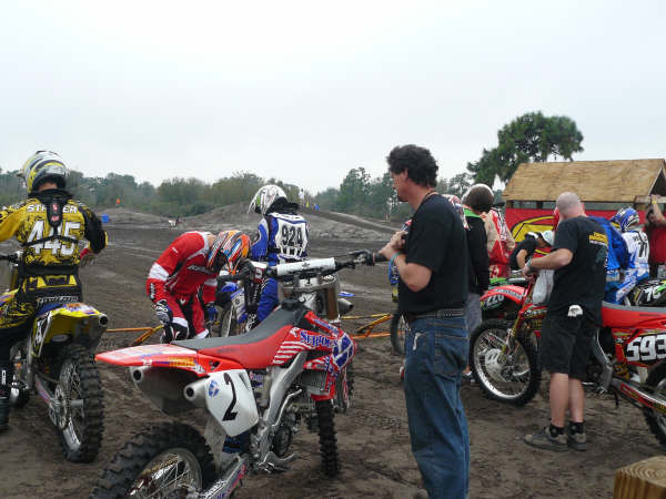 ClermontPreparingTrackUSA08.JPG